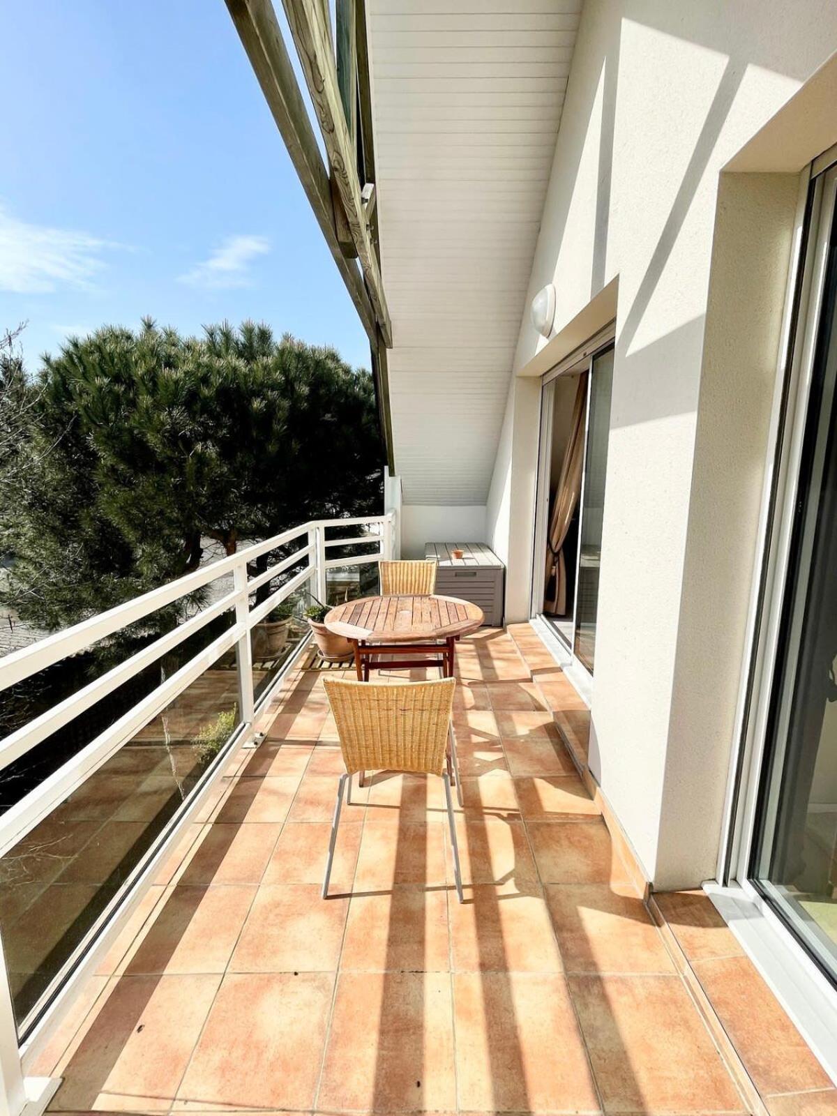 T2 Cosy Balcon 150m Des Plages Appartement